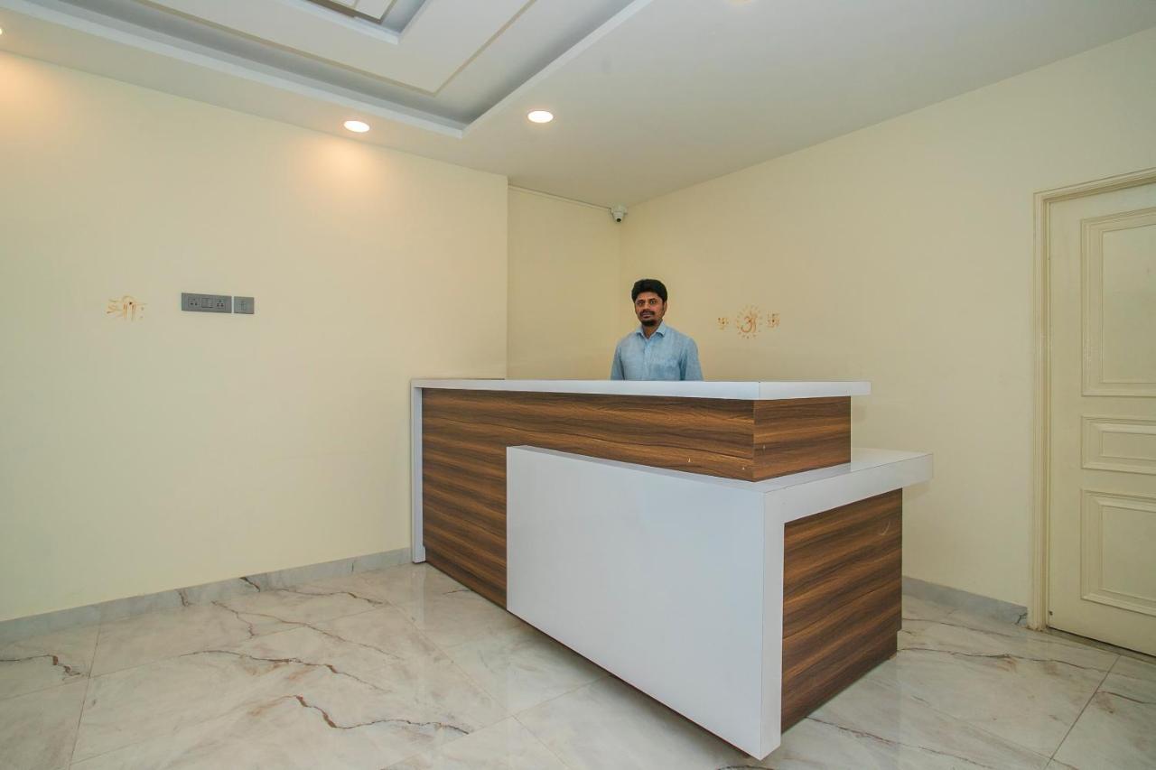 Collection O Premium Eden Au Lac Near Sri Someshwara Swami Temple Bangalore Luaran gambar